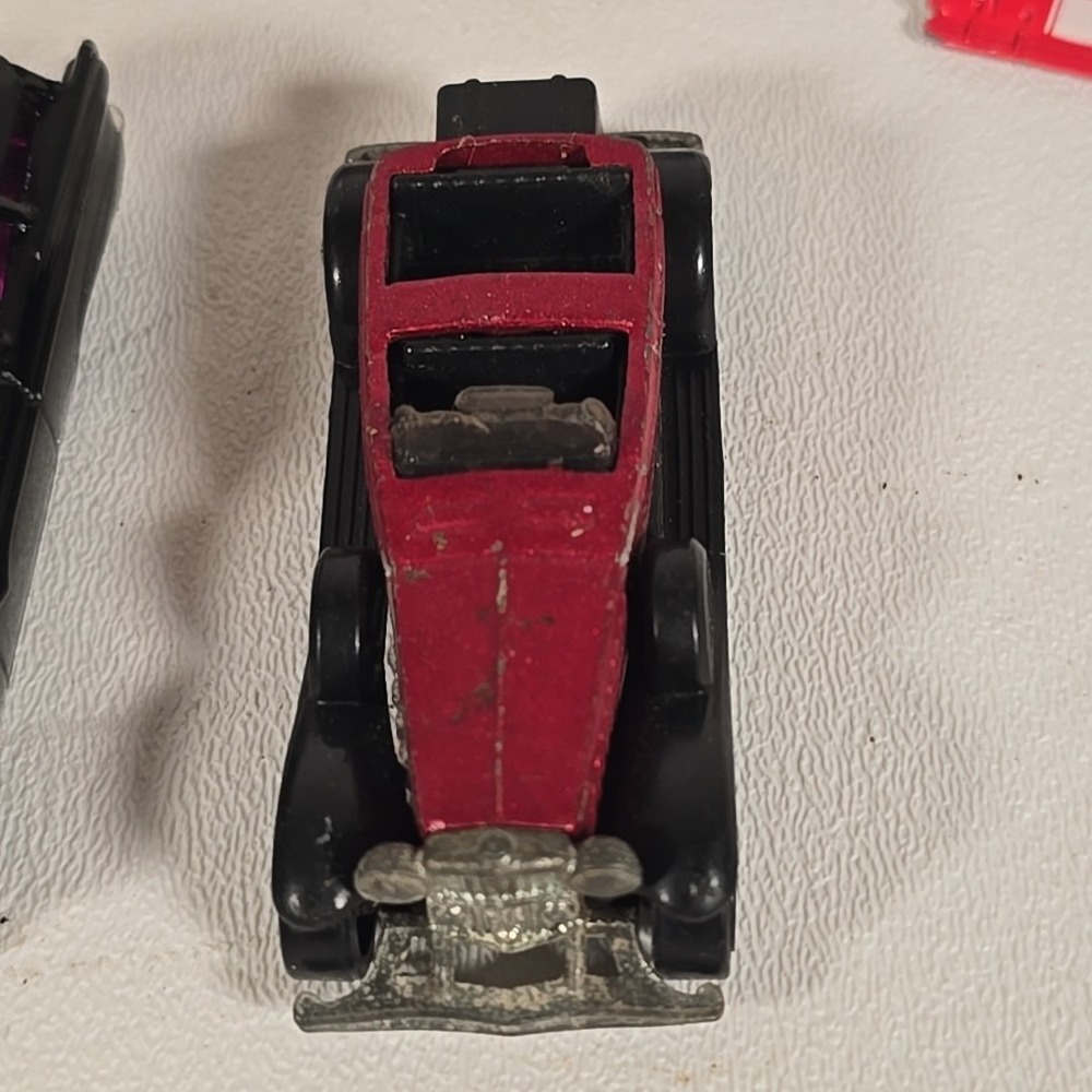 4 Hot Wheels Toy Metal Die Cast Cars and Trucks Lot of 9 Total Vintage Cars - Picture 2 of 16